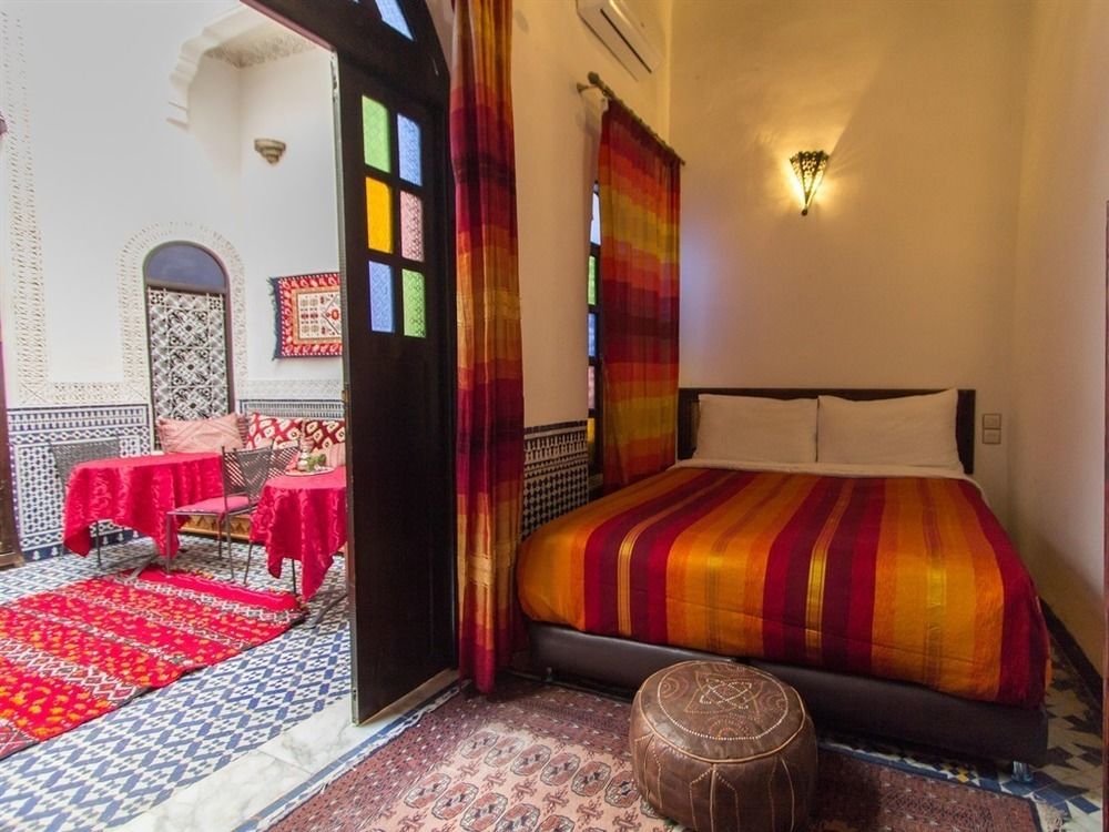 Отель Riad Taha Фес Экстерьер фото