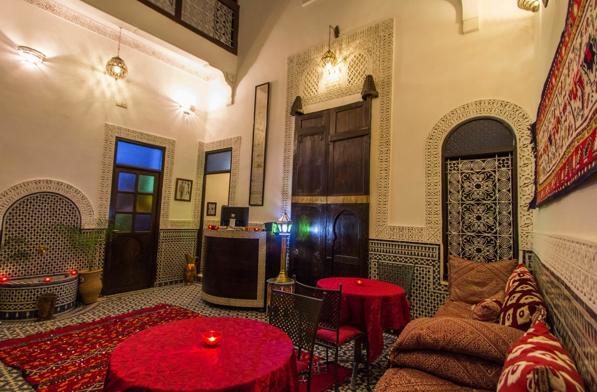 Отель Riad Taha Фес Экстерьер фото